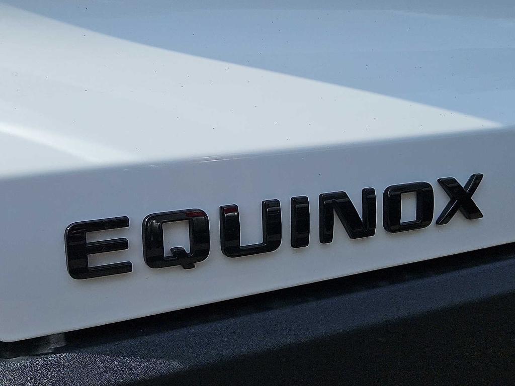 new 2026 Chevrolet Equinox car, priced at $31,978