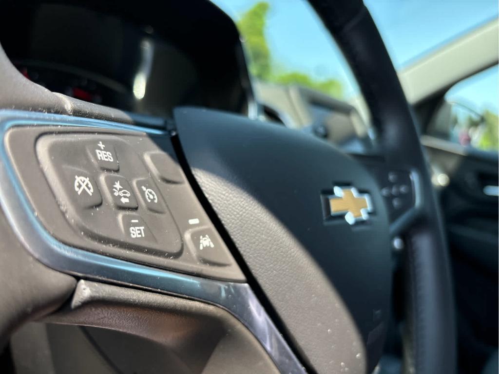 used 2022 Chevrolet Equinox car, priced at $21,999