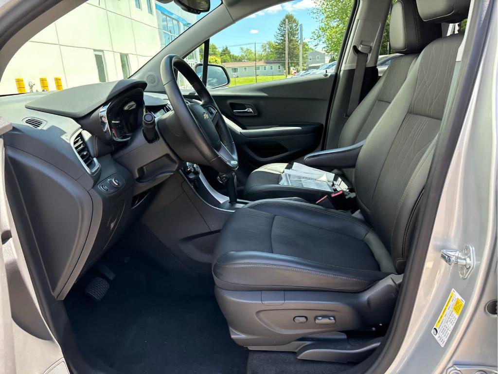 used 2022 Chevrolet Trax car, priced at $19,999
