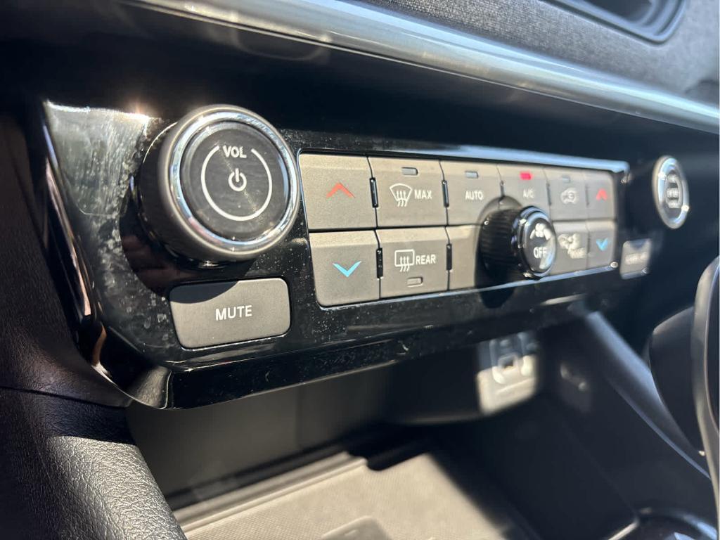 used 2022 Jeep Compass car, priced at $24,299