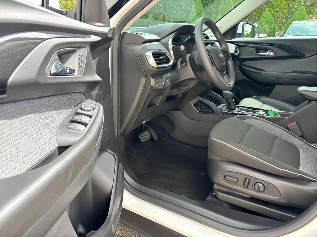 used 2023 Chevrolet TrailBlazer car, priced at $22,999