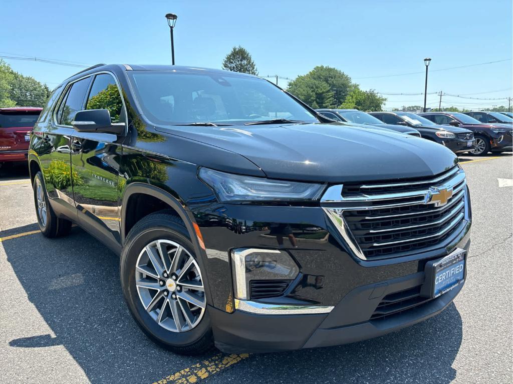 used 2022 Chevrolet Traverse car, priced at $28,499