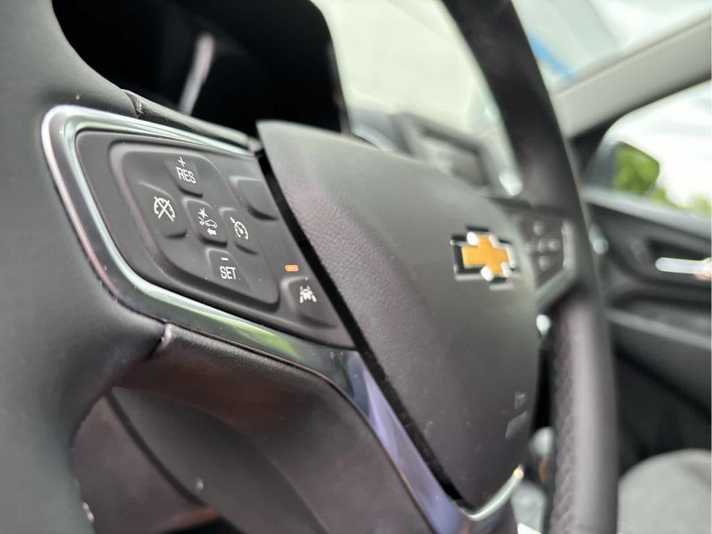 used 2023 Chevrolet Equinox car, priced at $27,599