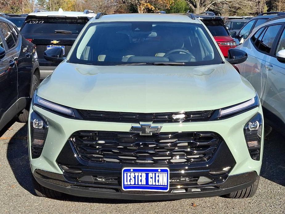 new 2025 Chevrolet Trax car, priced at $25,673