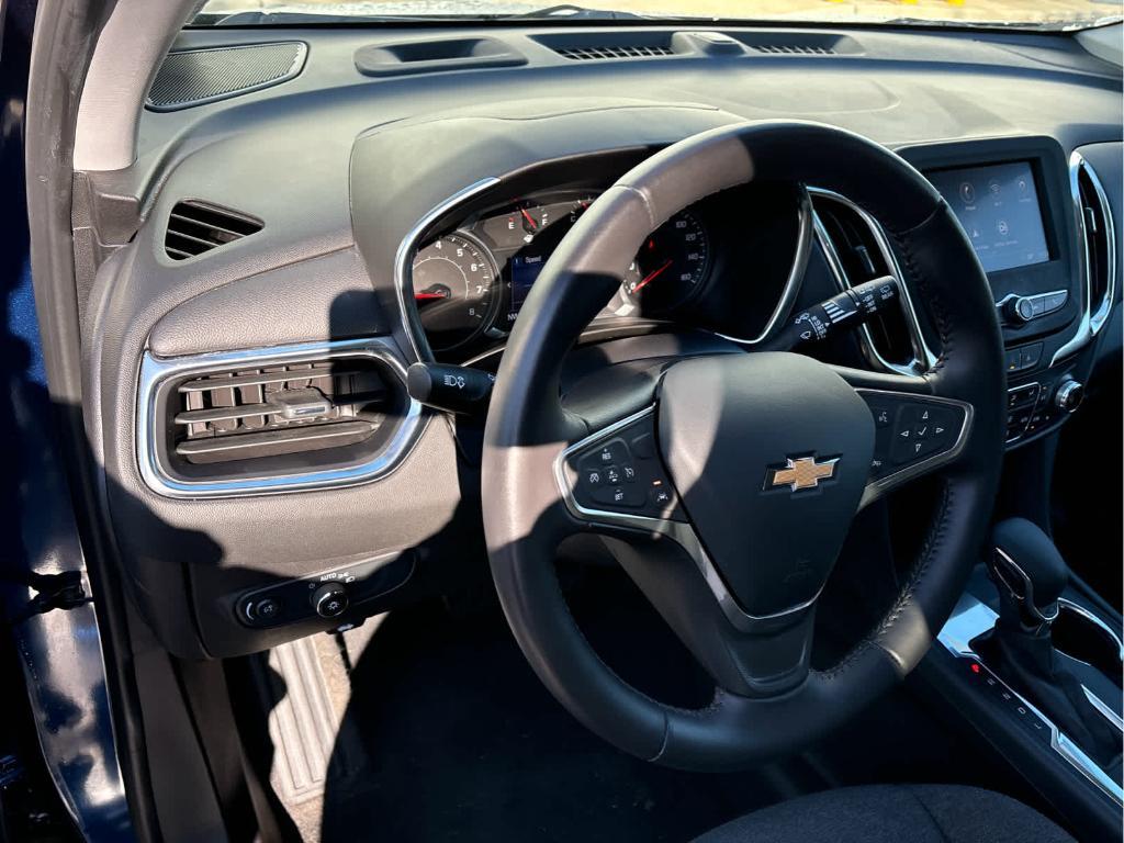 used 2022 Chevrolet Equinox car, priced at $20,999