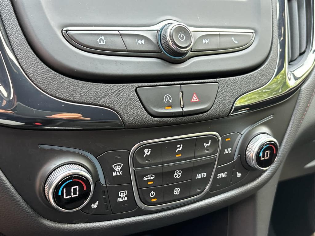 used 2024 Chevrolet Equinox car, priced at $29,299