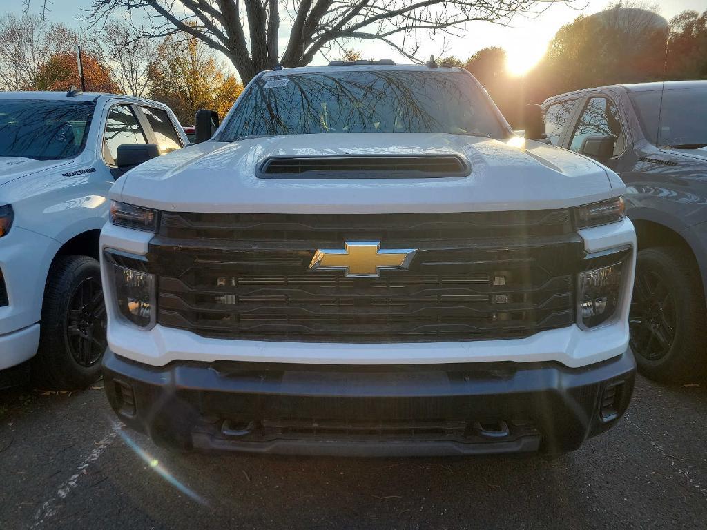 new 2025 Chevrolet Silverado 3500 car, priced at $67,815