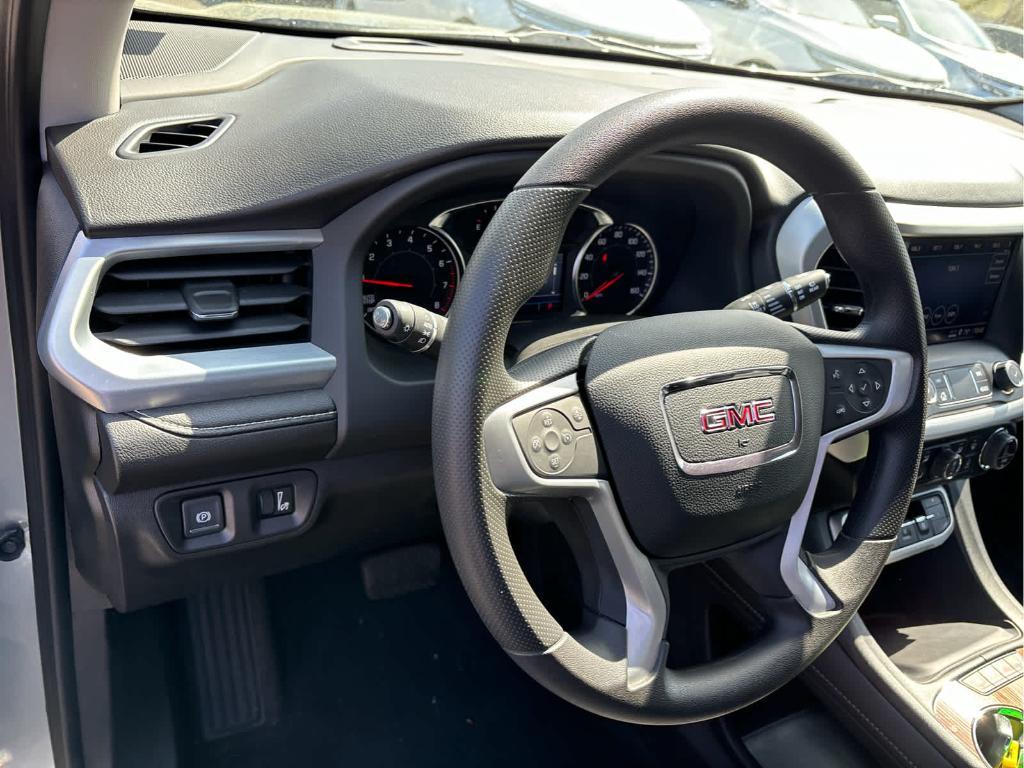 used 2023 GMC Acadia car, priced at $26,678