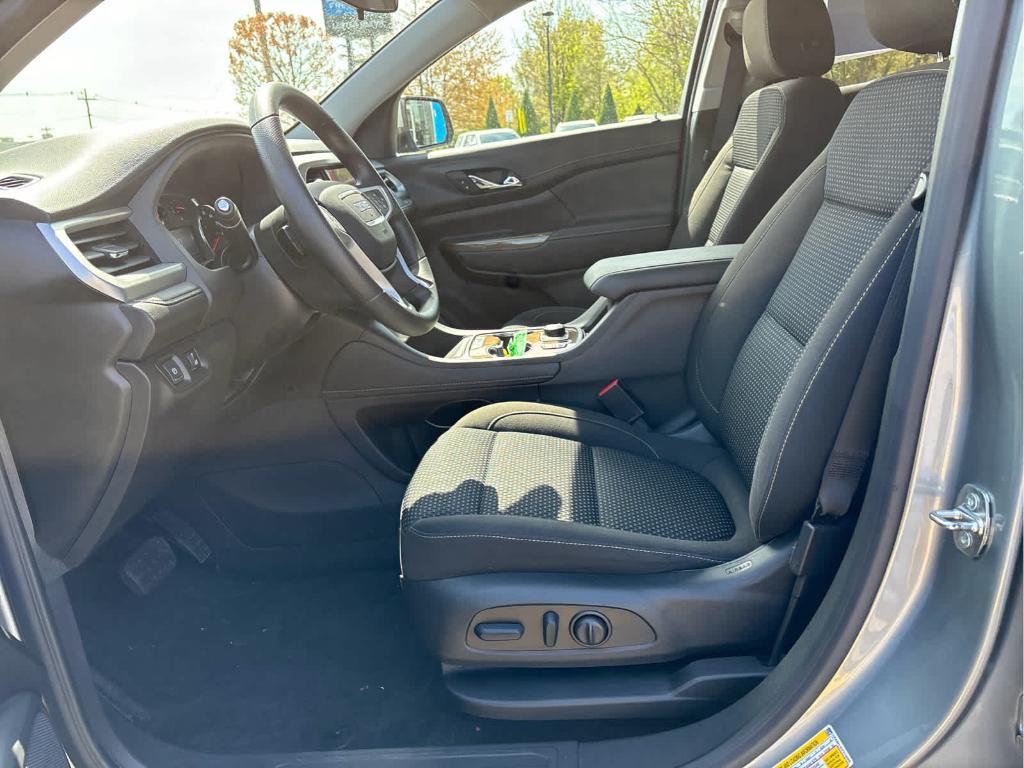 used 2023 GMC Acadia car, priced at $26,678