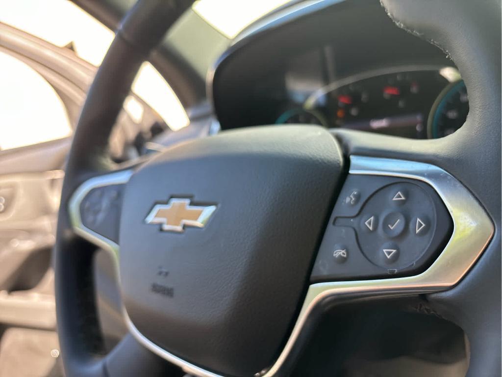 used 2023 Chevrolet Traverse car, priced at $27,999