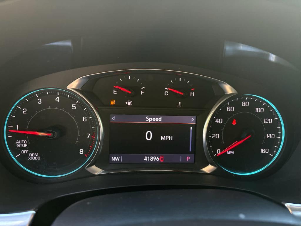 used 2023 Chevrolet Traverse car, priced at $27,999