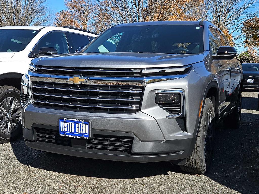 new 2026 Chevrolet Traverse car, priced at $46,708