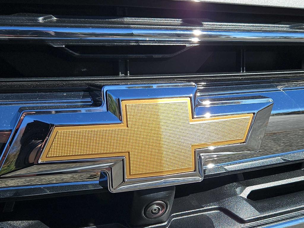 new 2026 Chevrolet Traverse car, priced at $46,708