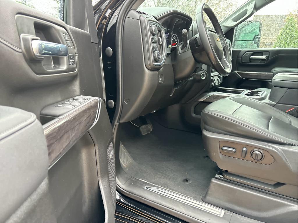 used 2022 Chevrolet Silverado 2500 car, priced at $60,285