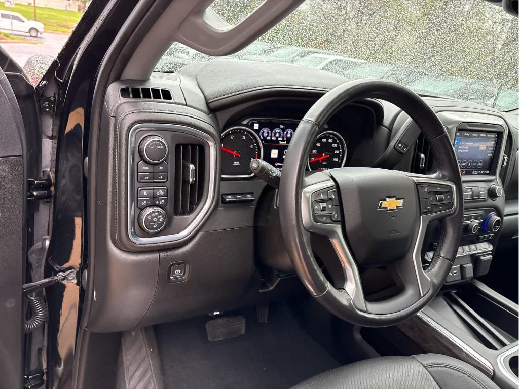 used 2022 Chevrolet Silverado 2500 car, priced at $60,285