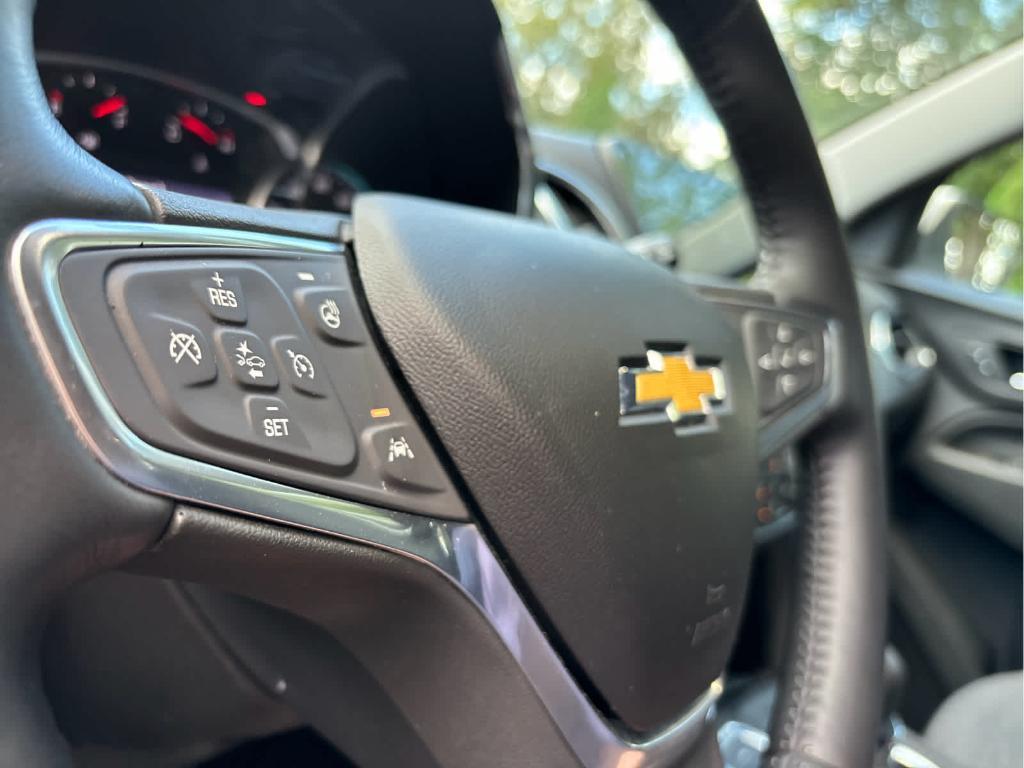 used 2022 Chevrolet Equinox car, priced at $21,699