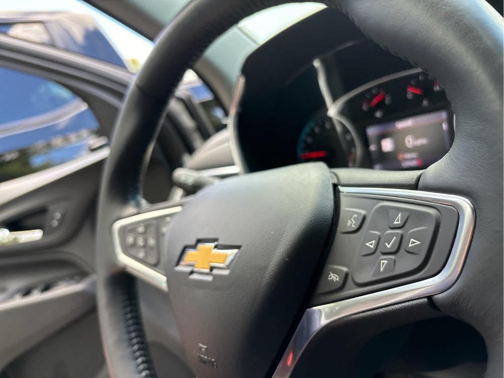 used 2022 Chevrolet Equinox car, priced at $21,699