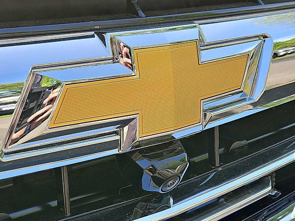 new 2025 Chevrolet Suburban car, priced at $82,877