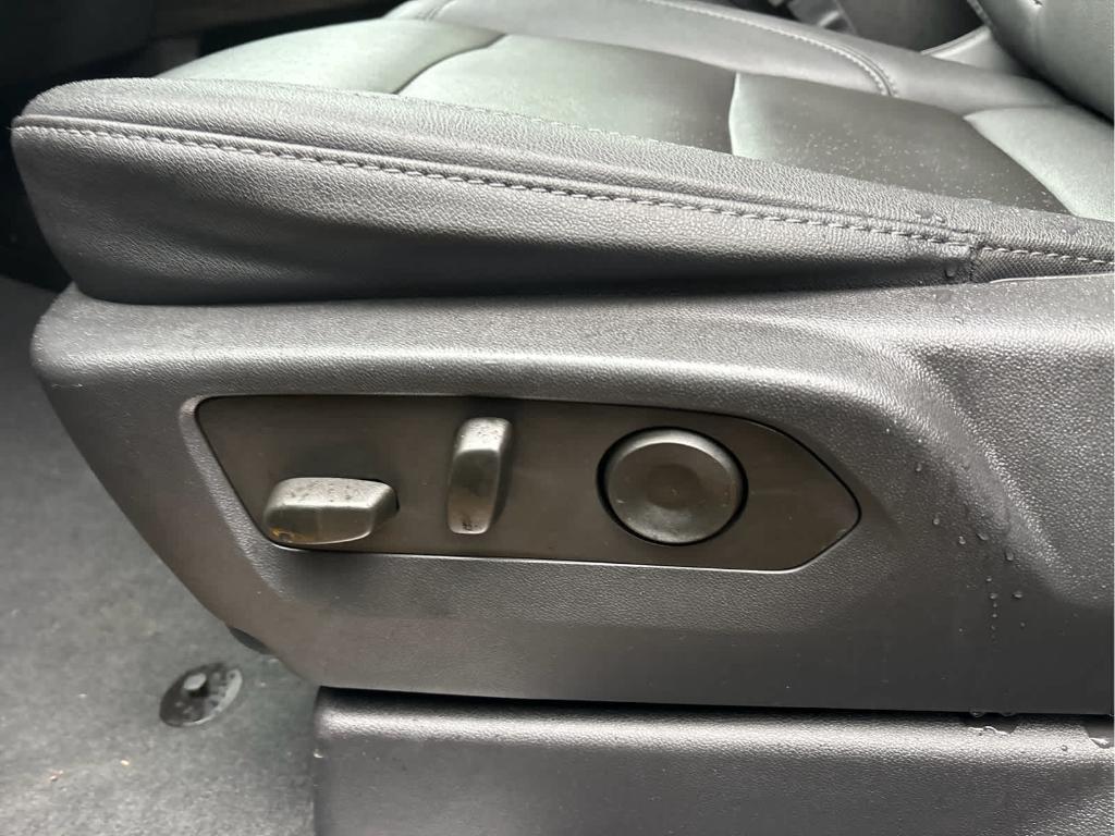used 2023 Chevrolet Silverado 1500 car, priced at $43,999
