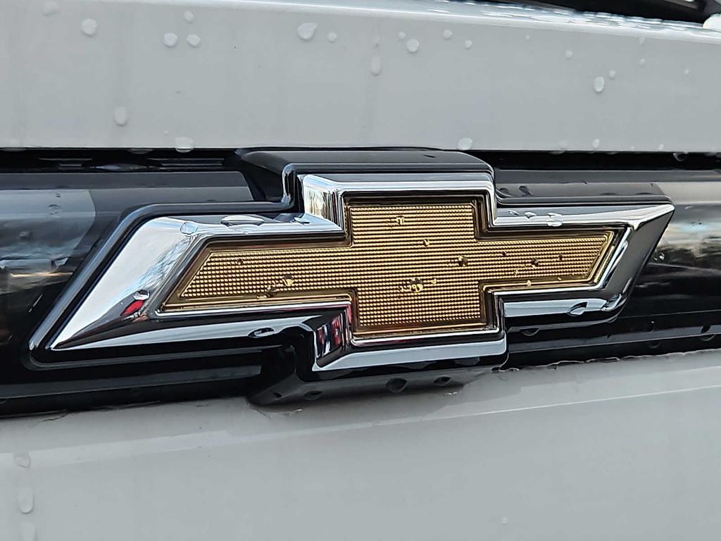 new 2026 Chevrolet Equinox EV car, priced at $37,964