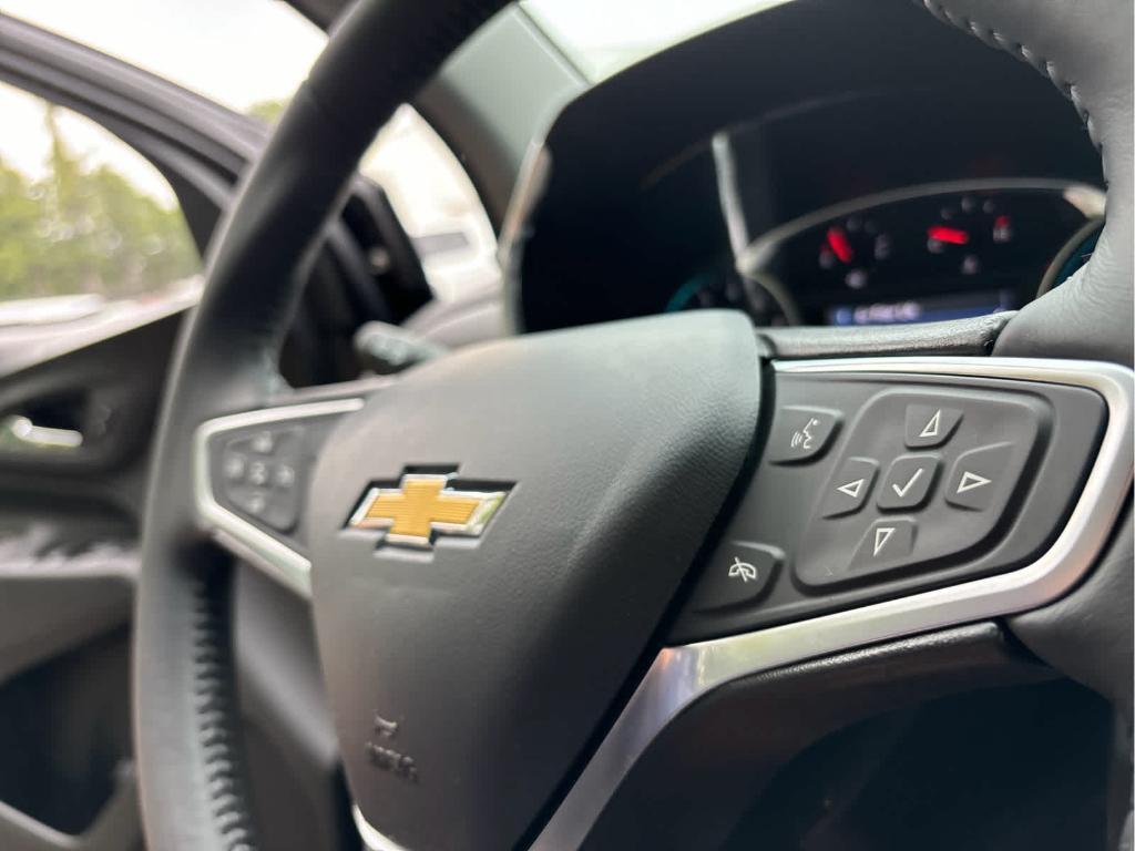 used 2022 Chevrolet Equinox car, priced at $23,529