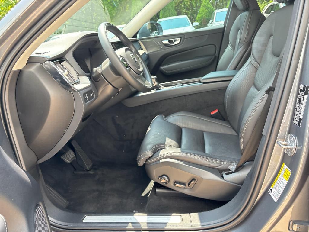 used 2021 Volvo XC60 car, priced at $33,399