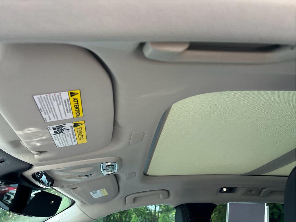 used 2021 Volvo XC60 car, priced at $33,399