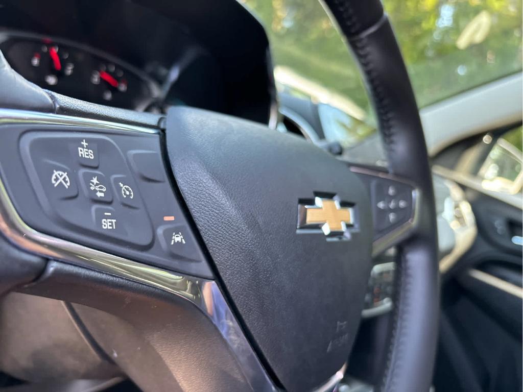 used 2020 Chevrolet Equinox car, priced at $19,999