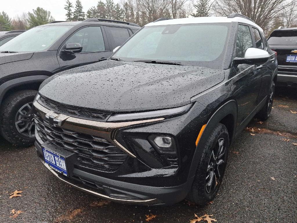 new 2025 Chevrolet TrailBlazer car, priced at $28,683