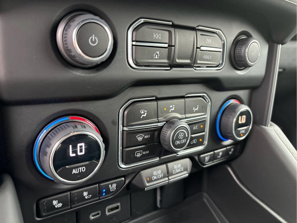 used 2023 Chevrolet Tahoe car, priced at $44,299