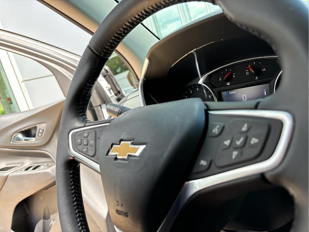used 2022 Chevrolet Equinox car, priced at $21,599