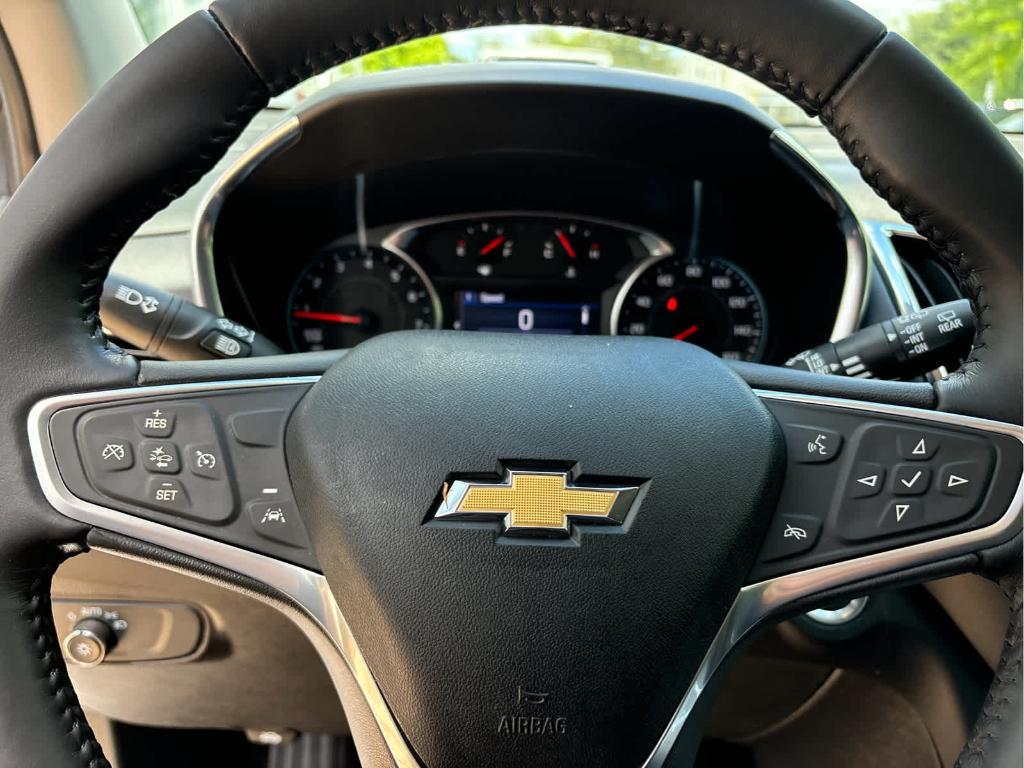 used 2022 Chevrolet Equinox car, priced at $21,599
