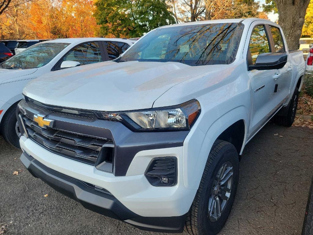 new 2024 Chevrolet Colorado car, priced at $43,220