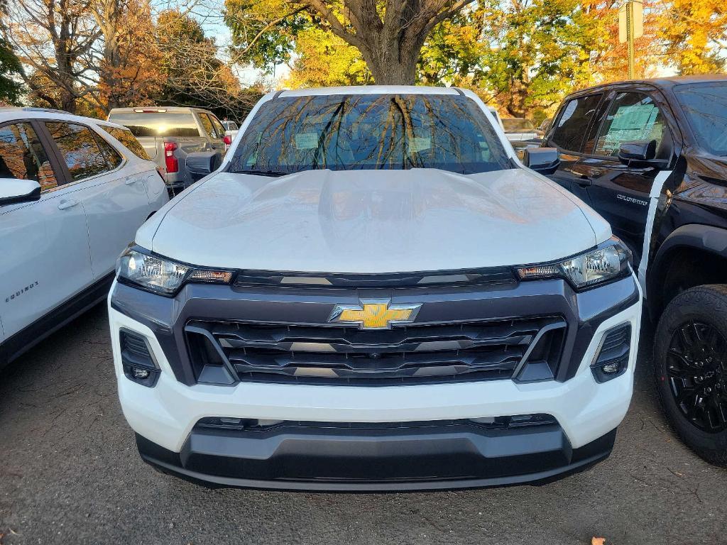 new 2024 Chevrolet Colorado car, priced at $43,220