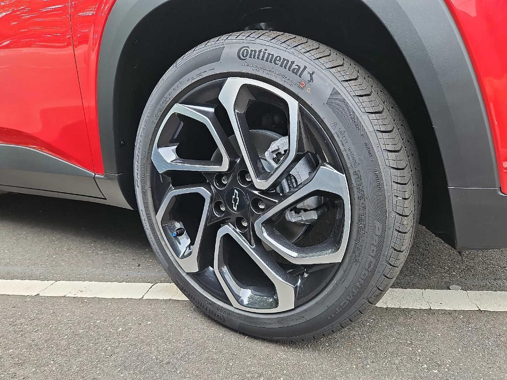 new 2026 Chevrolet Trax car, priced at $27,885