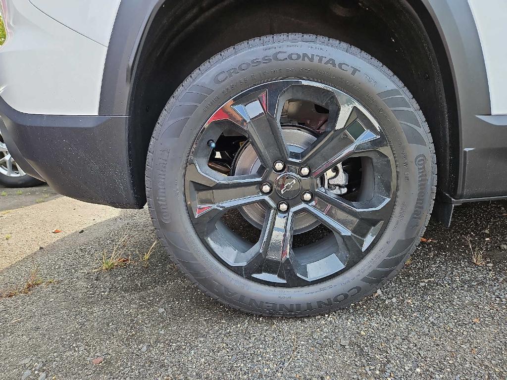 new 2026 Chevrolet Equinox car, priced at $31,978