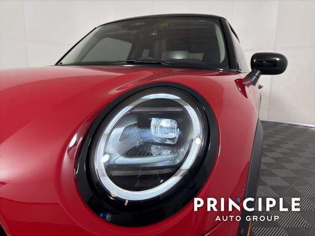 new 2025 MINI Hardtop car, priced at $32,775