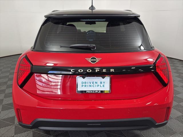 new 2025 MINI Hardtop car, priced at $32,775