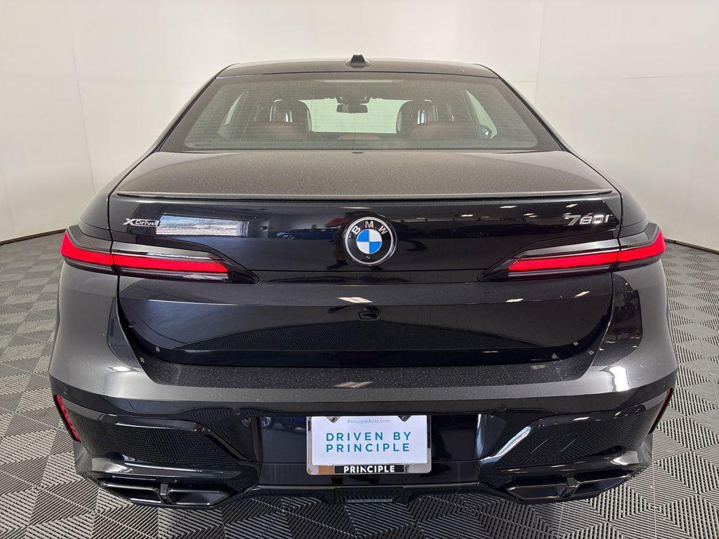 new 2025 BMW 760 car, priced at $132,635