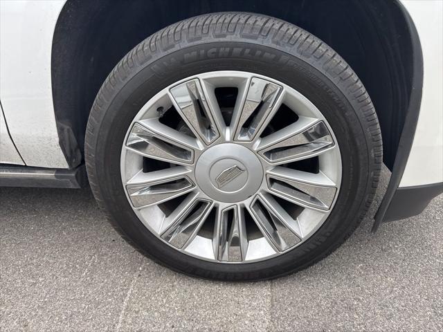used 2018 Cadillac Escalade car, priced at $37,962