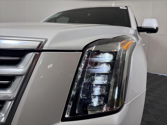 used 2018 Cadillac Escalade car, priced at $35,962