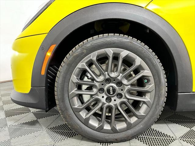 new 2025 MINI Hardtop car, priced at $36,545