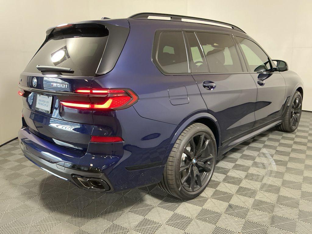 new 2026 BMW X7 car, priced at $128,740