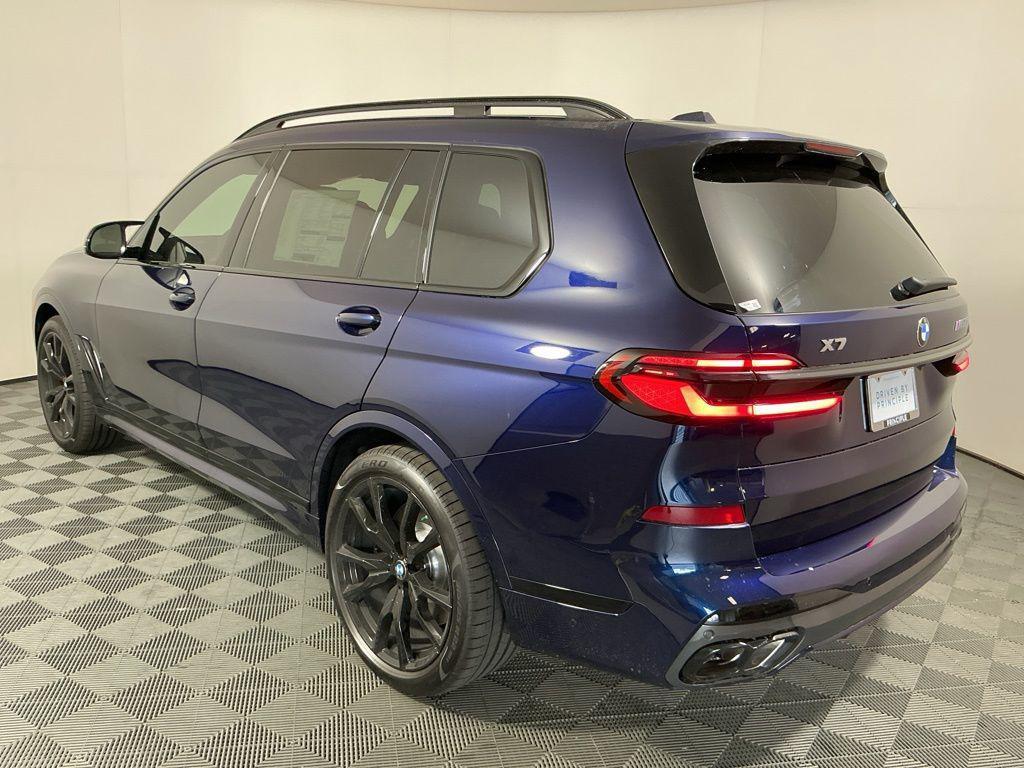 new 2026 BMW X7 car, priced at $128,740