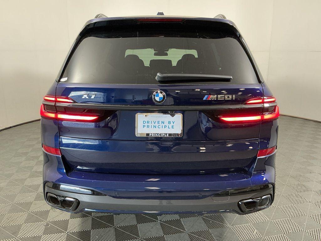 new 2026 BMW X7 car, priced at $128,740