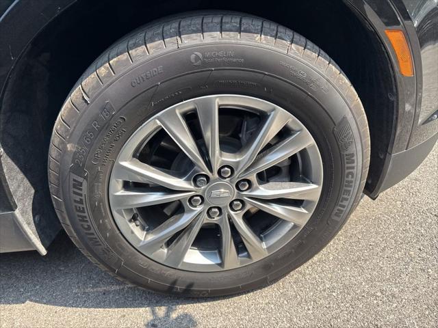 used 2022 Cadillac XT5 car, priced at $32,962