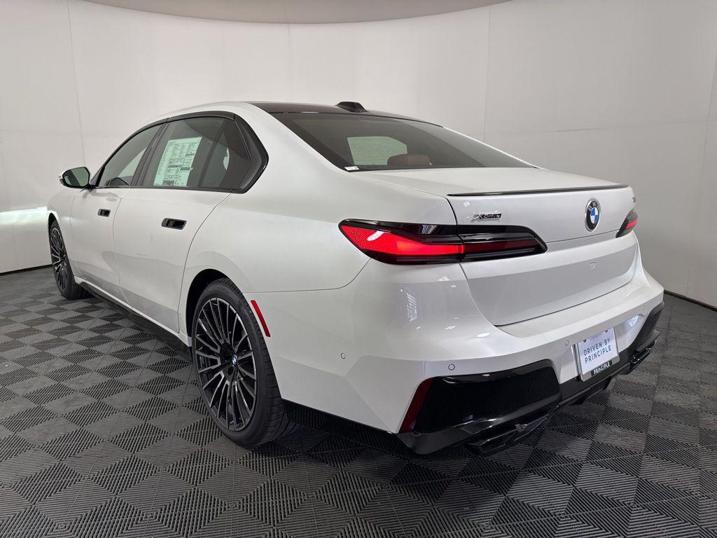 new 2025 BMW 760 car, priced at $136,235