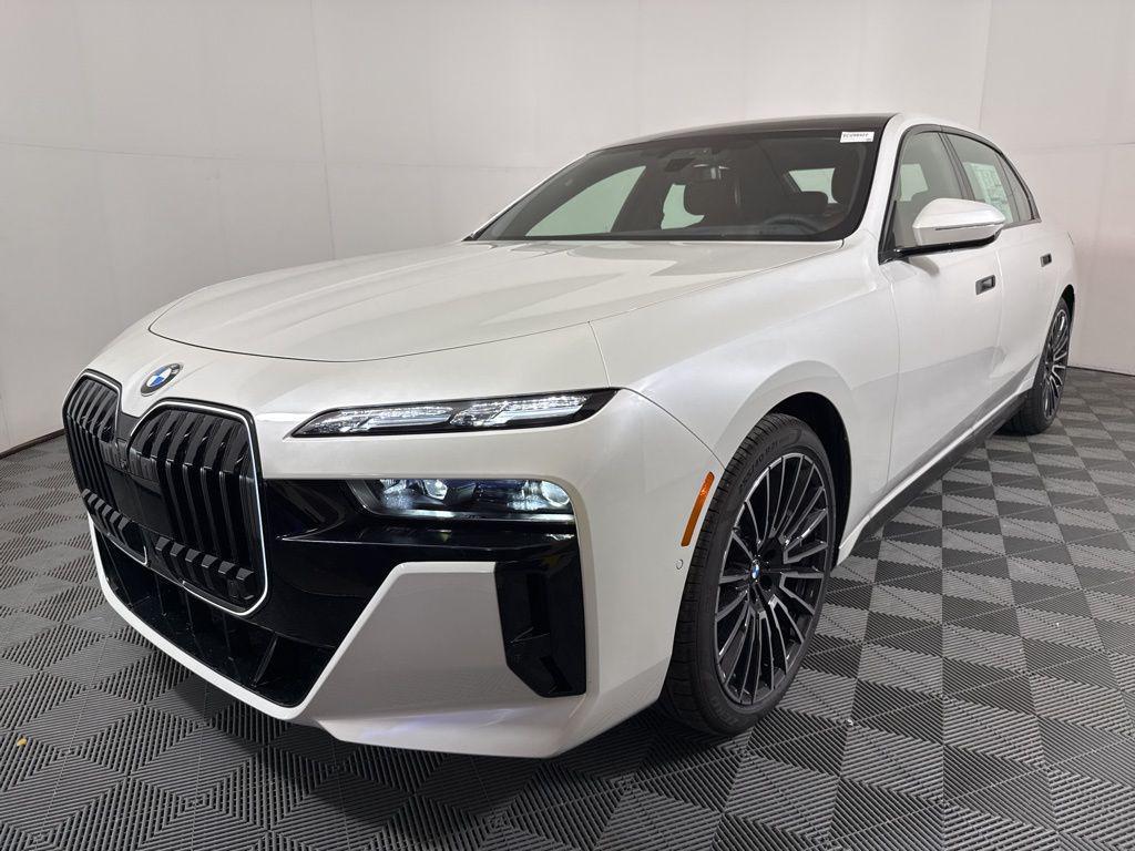 new 2025 BMW 760 car, priced at $136,235