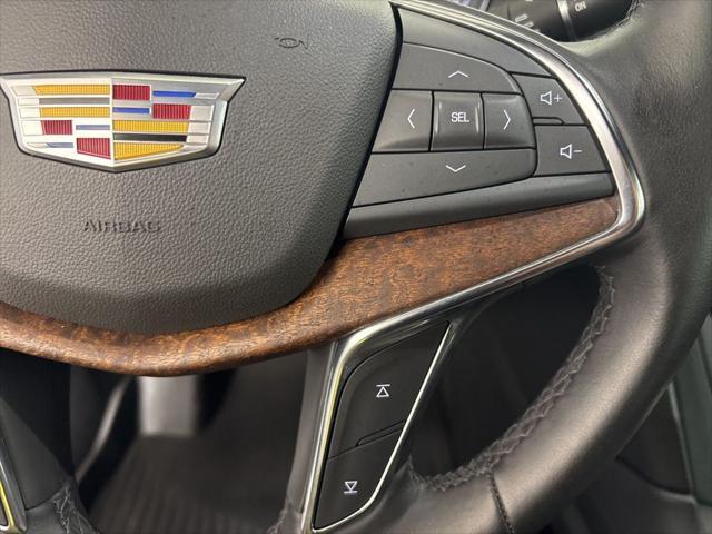 used 2021 Cadillac XT5 car, priced at $27,262