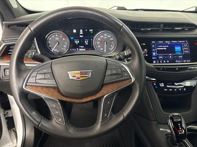 used 2021 Cadillac XT5 car, priced at $27,262